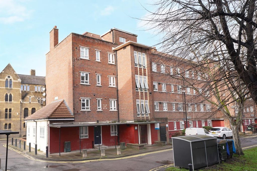 Property photo 2 of 11 1.Jpg