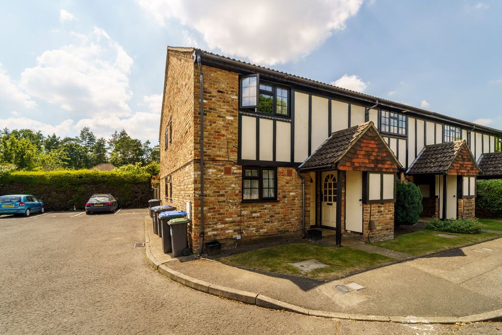 Property photo 1 of 7
