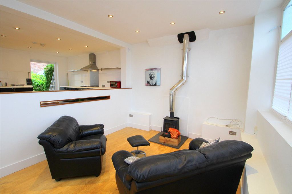 Property photo 2 of 6 Picture No. 02