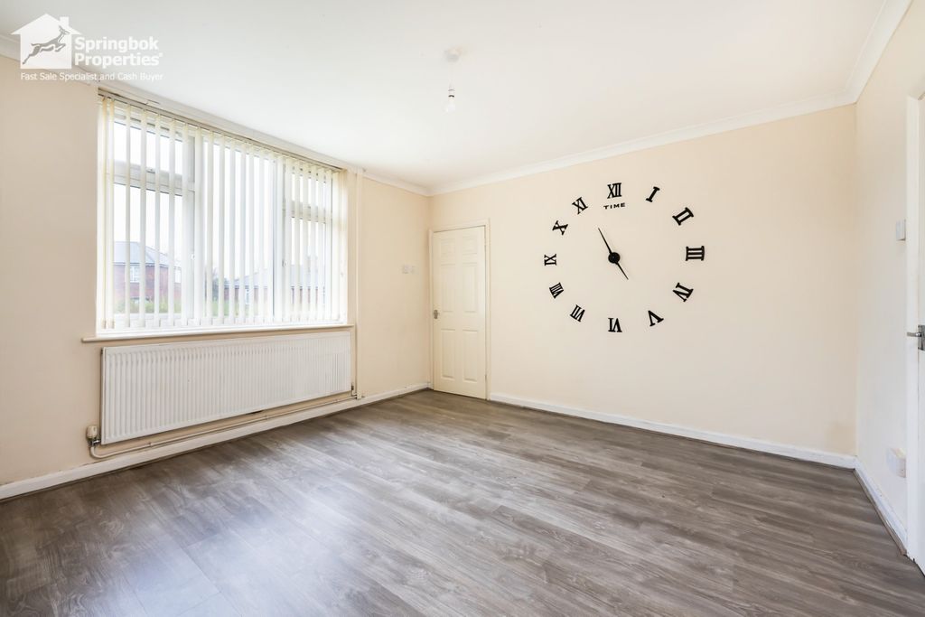 Property photo 3 of 20 2