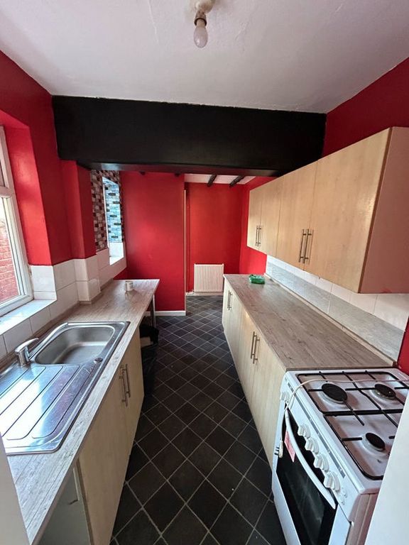 Property photo 1 of 5