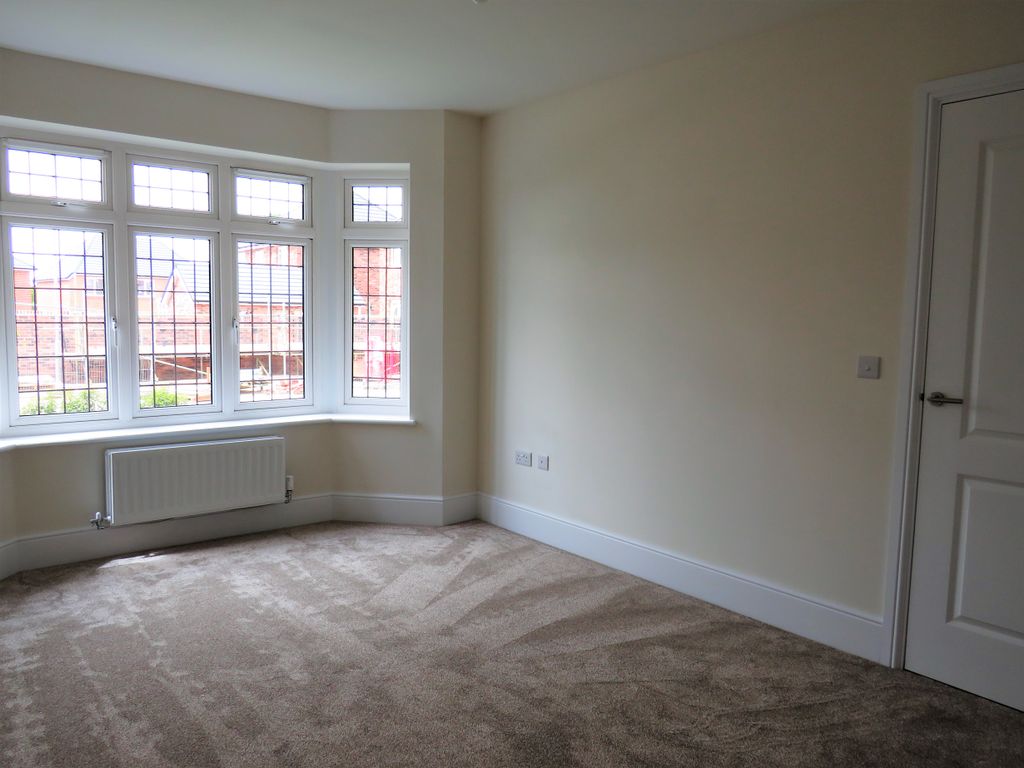 Property photo 3 of 9 Living Room