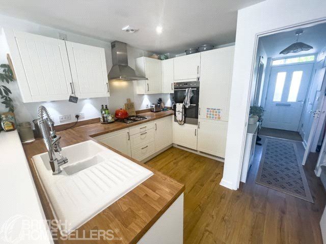 Property photo 2 of 19 Picture No. 08