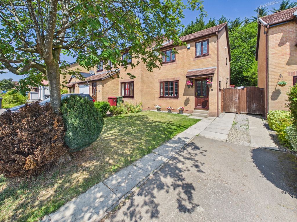 Property photo 1 of 19 Cam04789G0-Pr0106-Still024