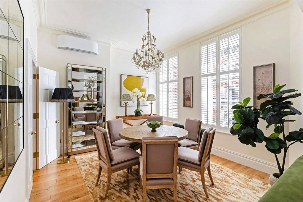 Property photo 3 of 17 Picture No. 11