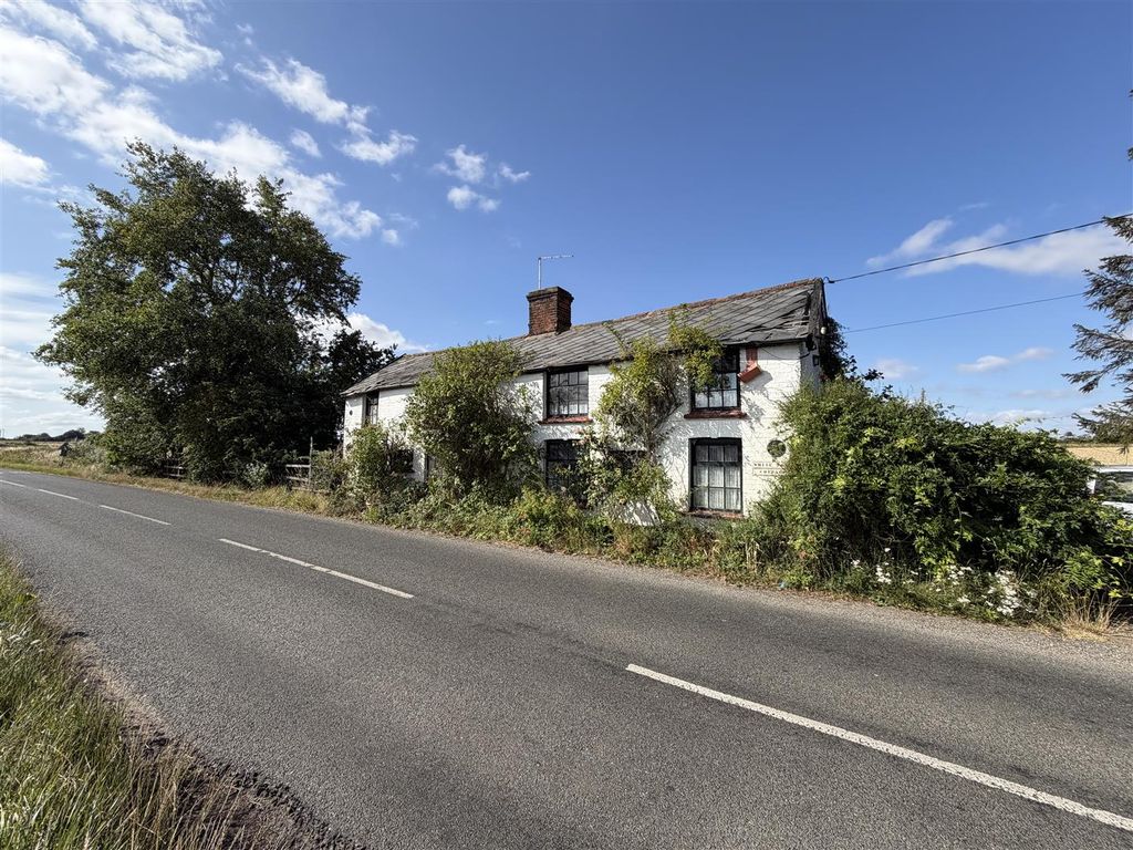 Property photo 1 of 16