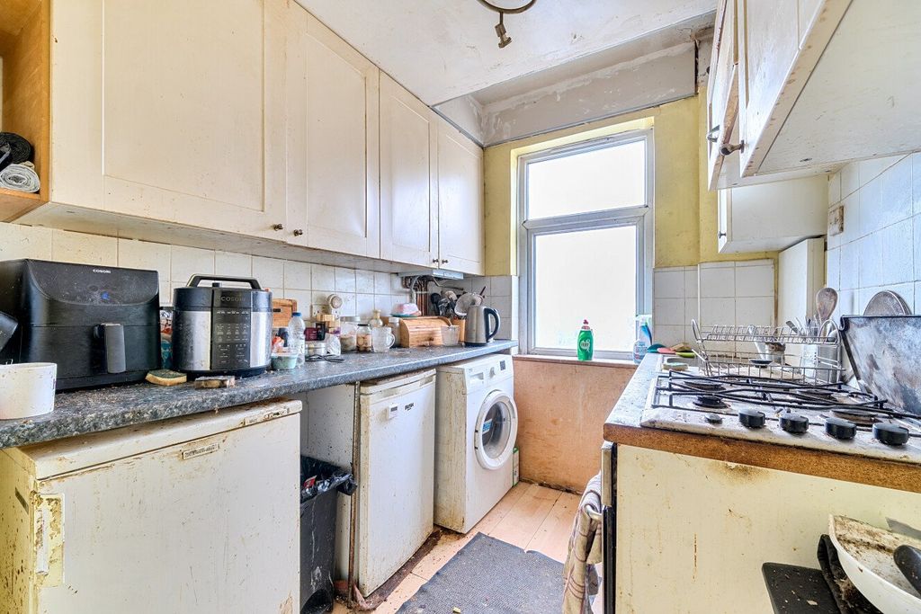 Property photo 2 of 11 Picture No. 05