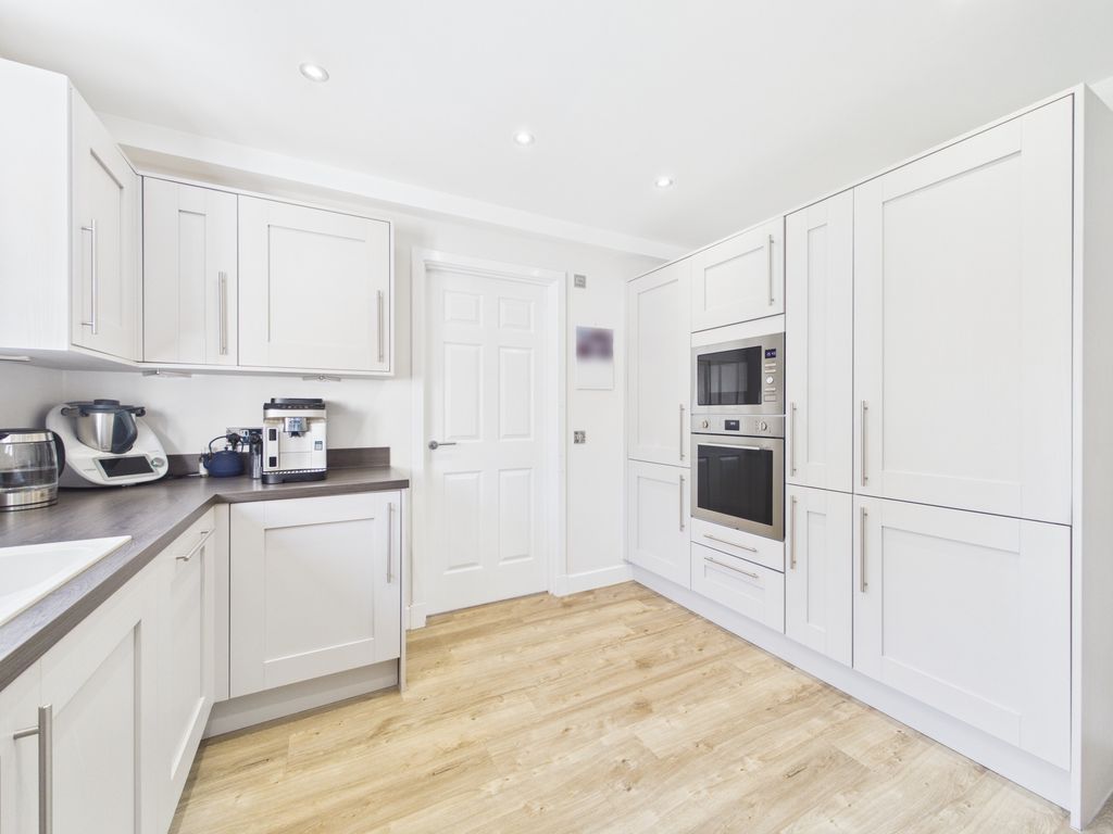 Additional image 7 of 5 bed detached house for sale17 Strathgray Road, Dundee, Angus DD2