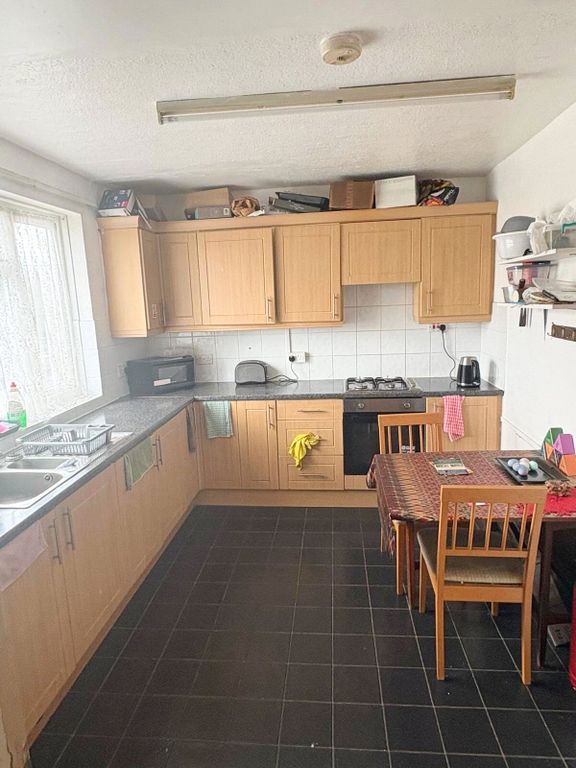 Property photo 3 of 4 Picture No. 03
