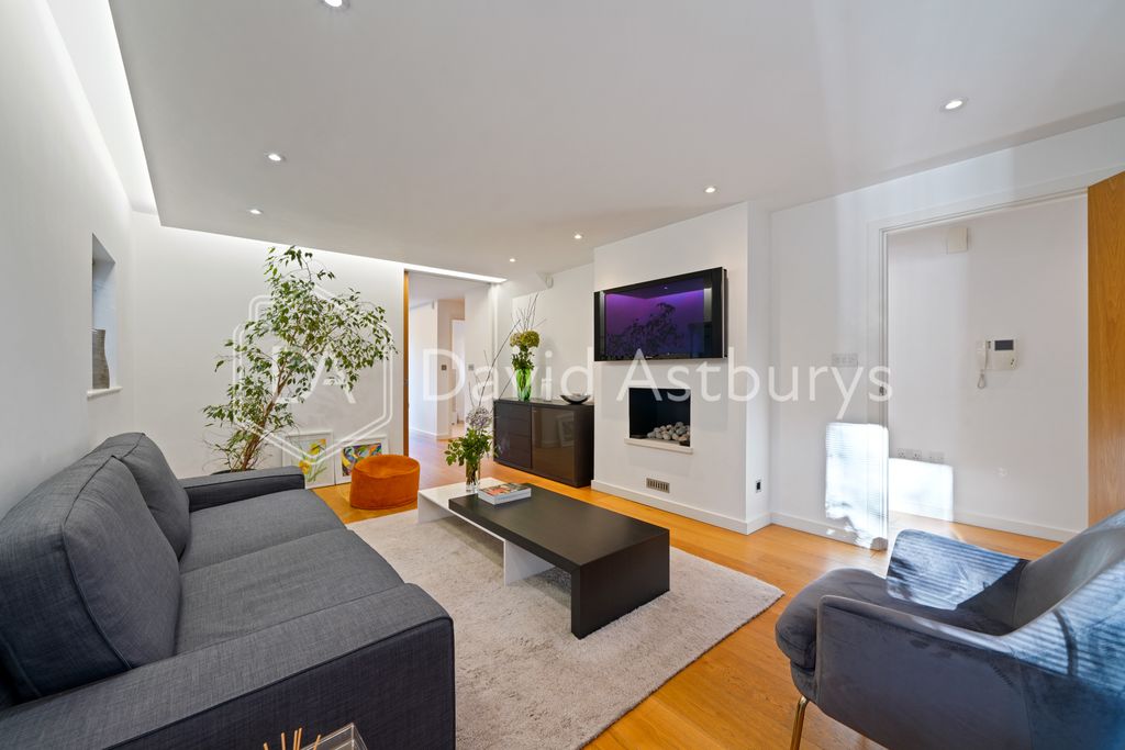 Property photo 2 of 12