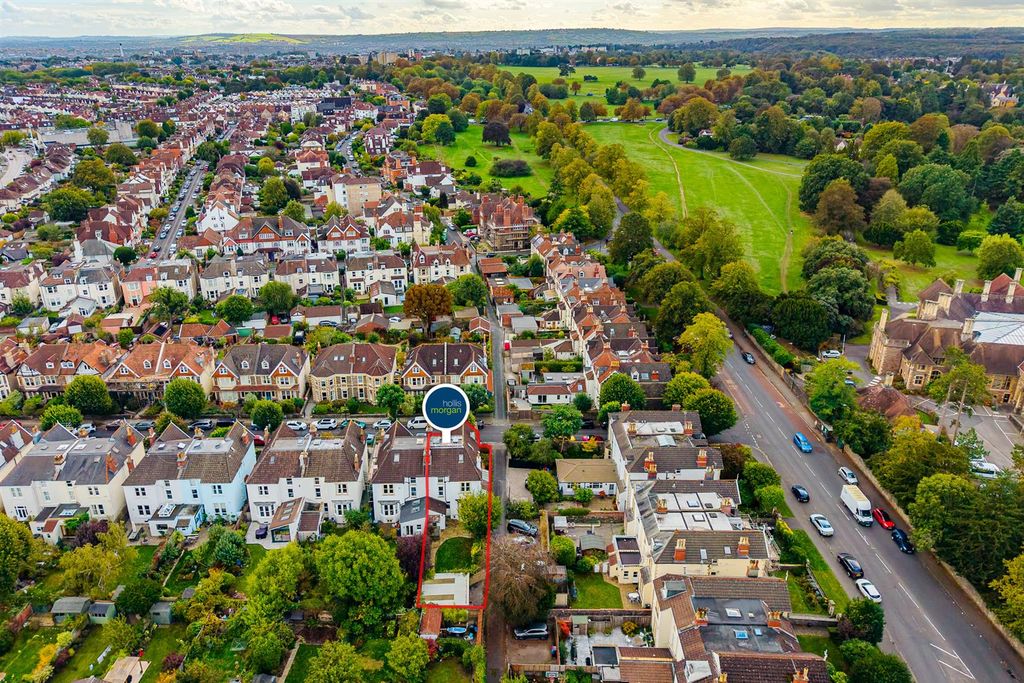 Property photo 2 of 46 2 Henleaze Gardens, Henleaze, Bristol Bs9 4Hj | Fr