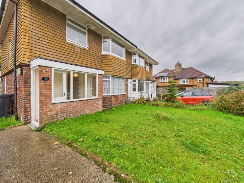 Property photo 1 of 17 Photo 19