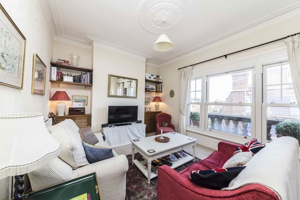 Property photo 3 of 5