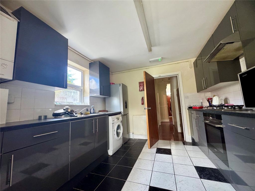 Property photo 1 of 8 Picture No. 07