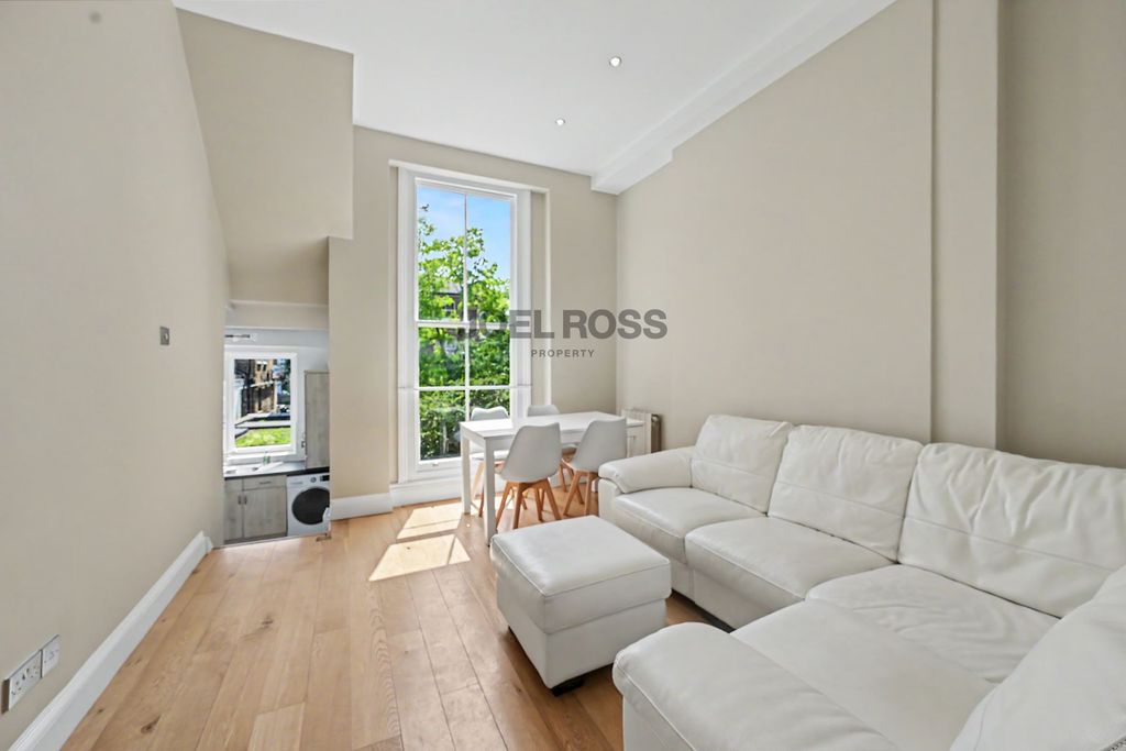 Property photo 2 of 9