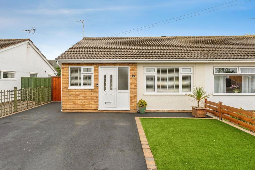 Property photo 1 of 17 Pbox-Img.Jpg
