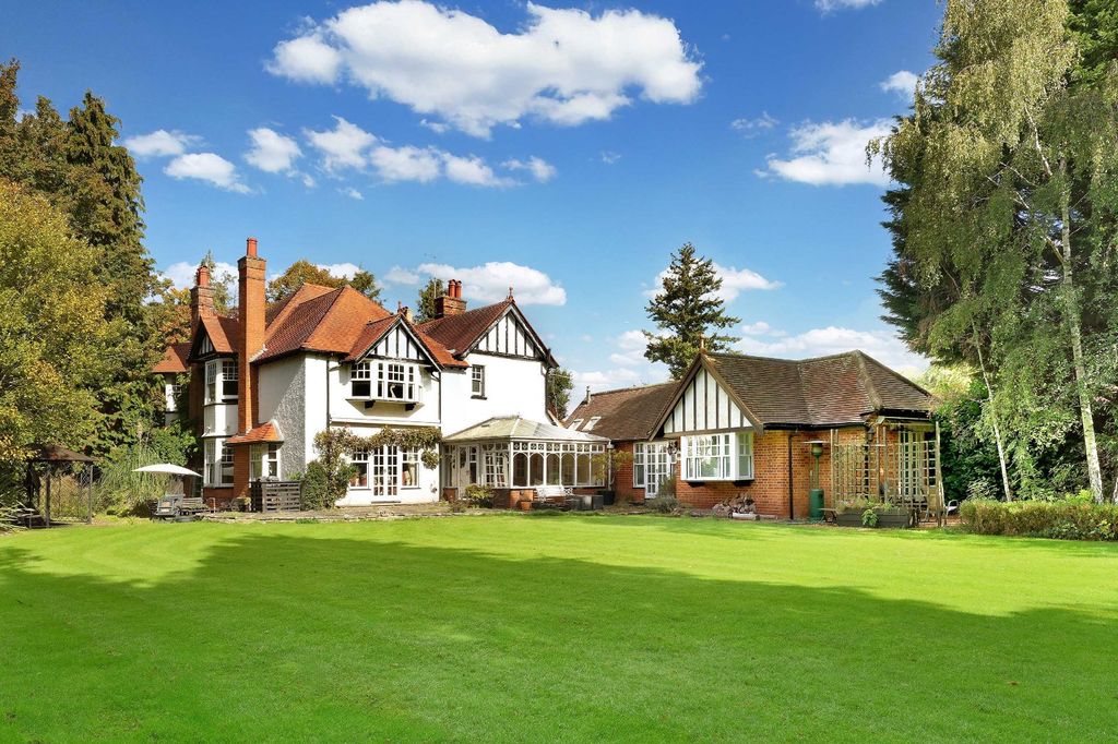 Property photo 3 of 22 Picture No. 10