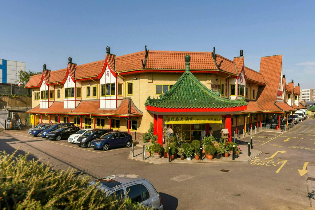 Property photo 1 of 1 Bfbd83Fc7A59E17219Dcbf6602Ea8E7F9dc4Ef7c4005Dbe50A954Efa8A1217Cdwing.Jpg