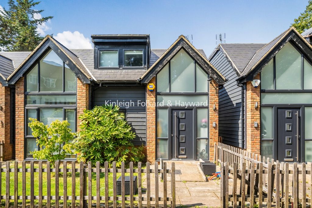 Property photo 1 of 8 45E62015-1Fde-4E2F-8