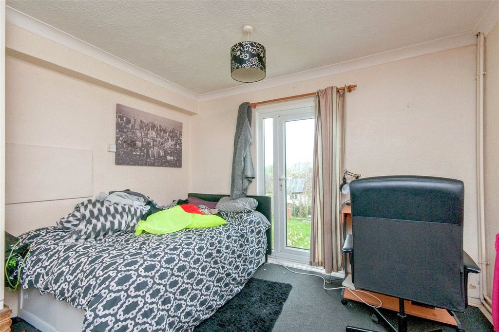 Property photo 3 of 11 Picture No. 02