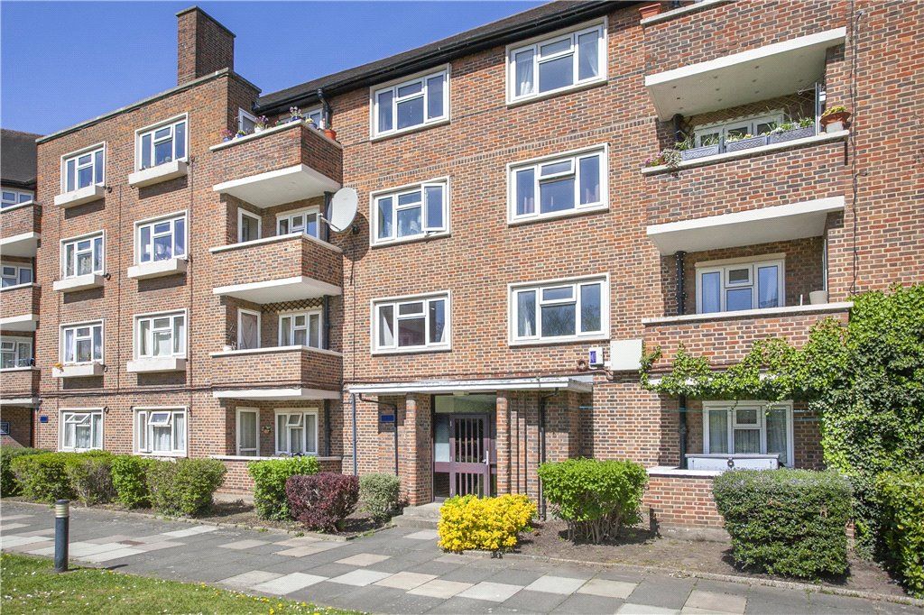 Property photo 2 of 11 Exterior