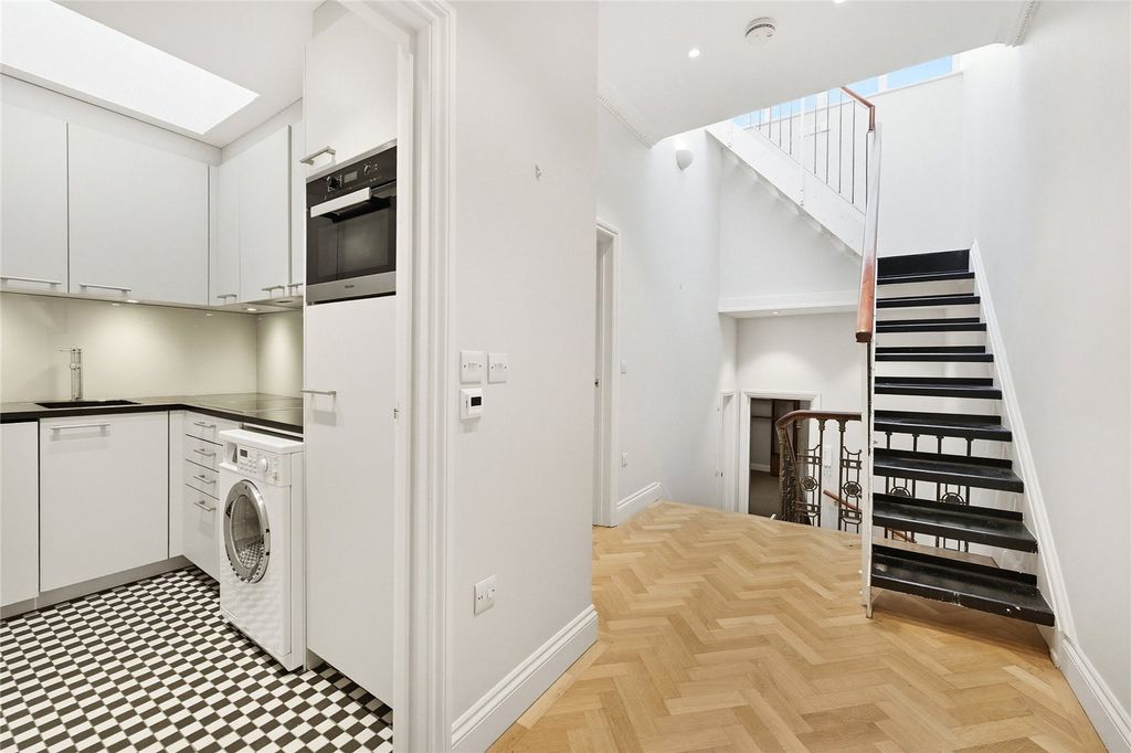 Property photo 3 of 17 Picture No. 04