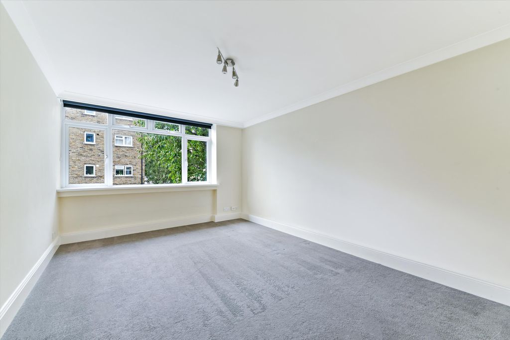 Property photo 1 of 11 Image