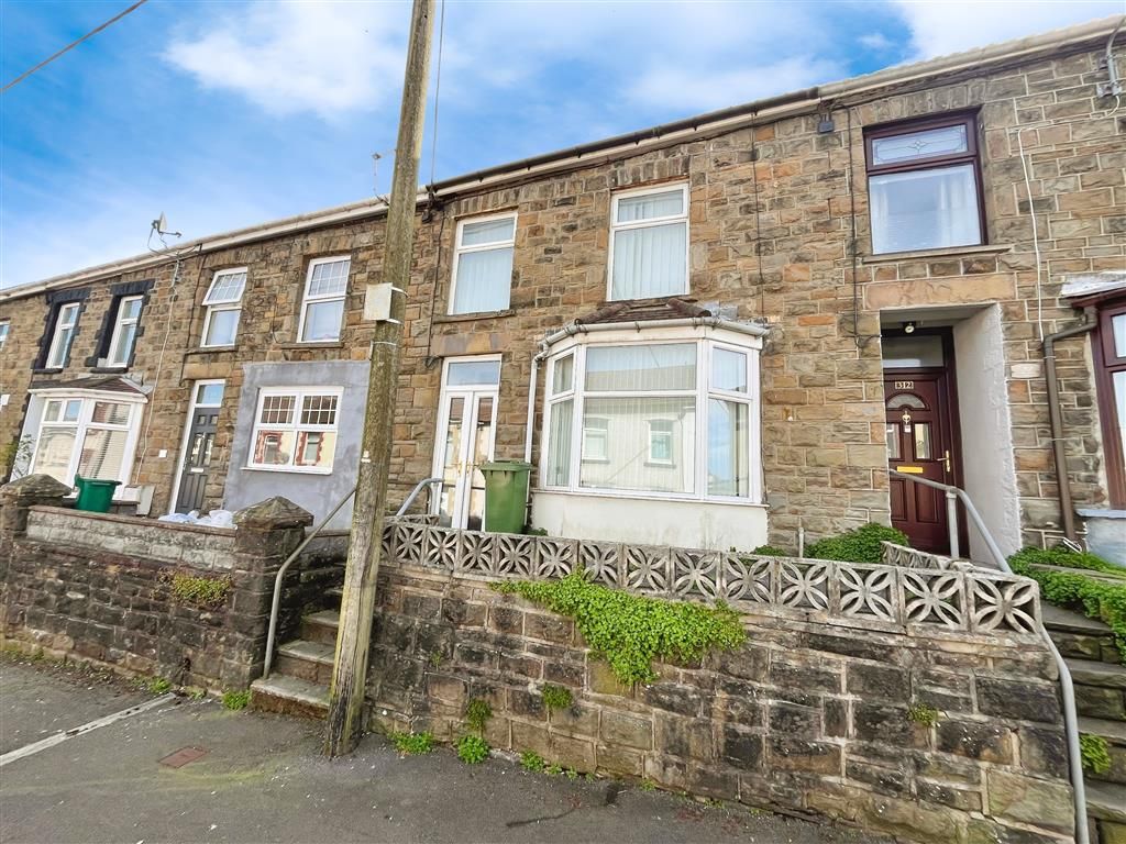 Property photo 1 of 11 Front
