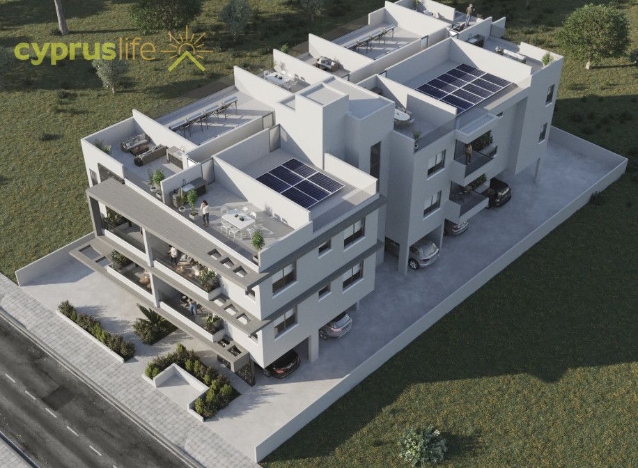 Property photo 1 of 3