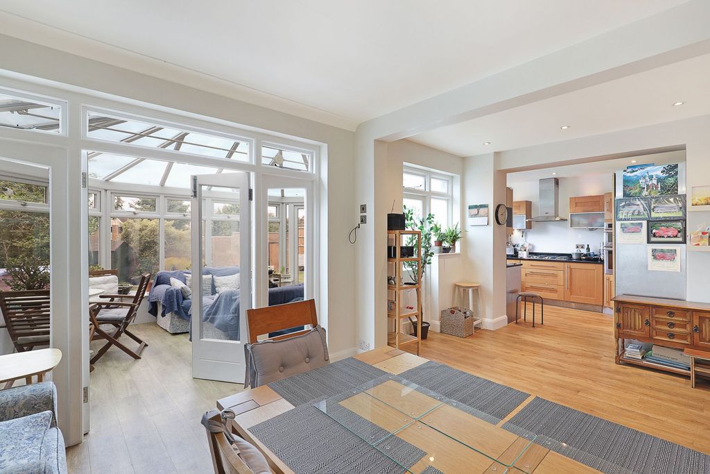 Property photo 2 of 21 Photo 15