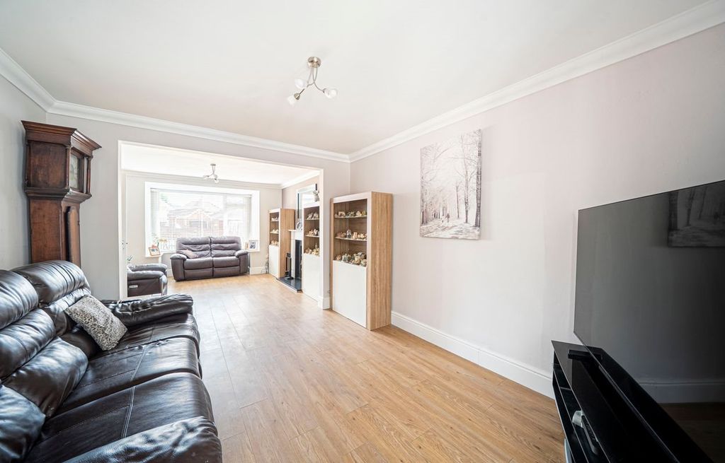 Property photo 3 of 20 Wolvs Sitt 2