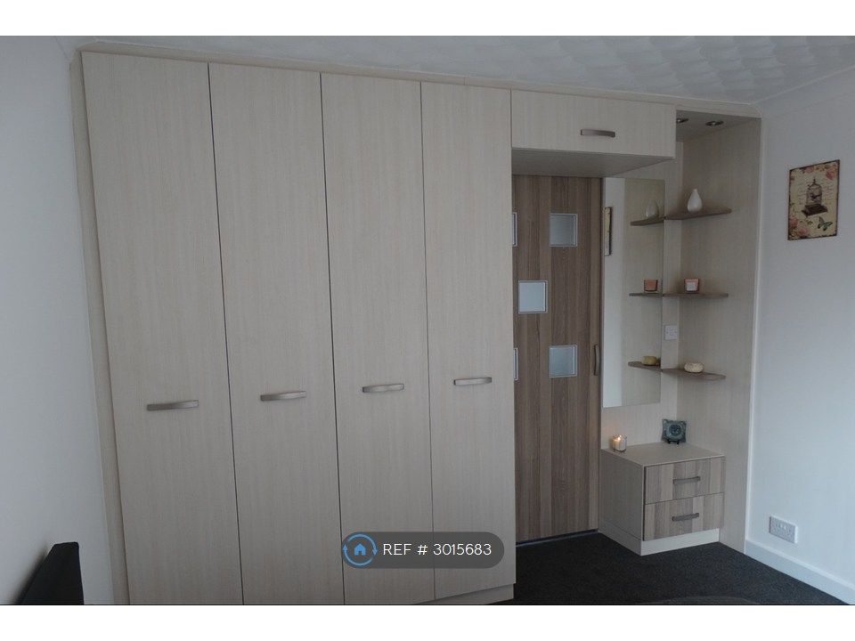 Property photo 3 of 6 Fitted Wardrobes In Bedroom