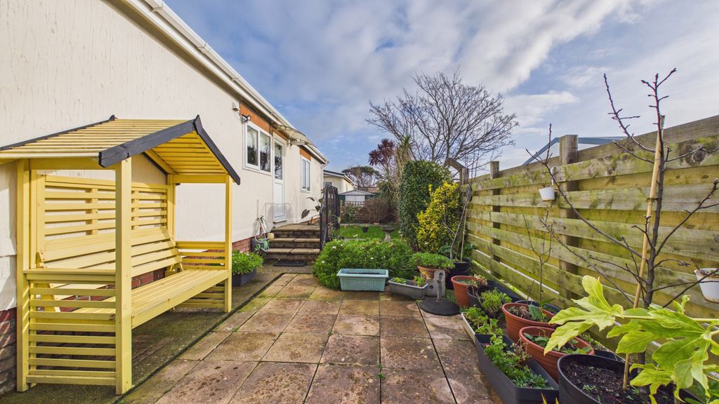 Property photo 2 of 12 Gallery