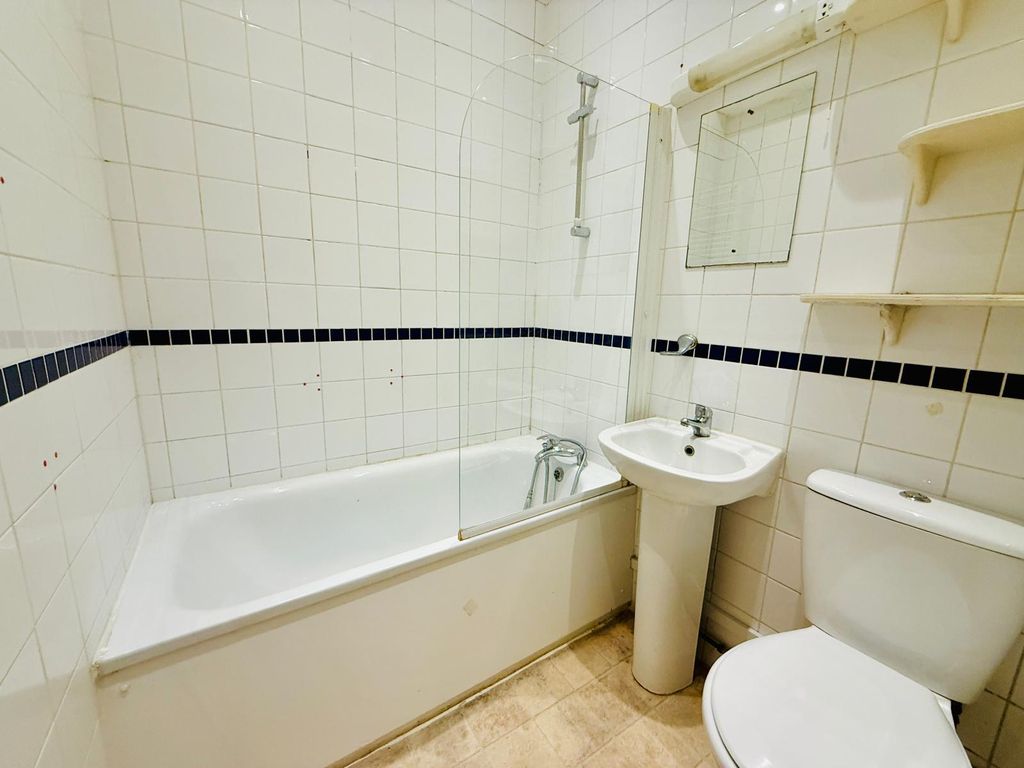Property photo 2 of 4 Whatsapp Image 2025-09-23 At 16.02.30