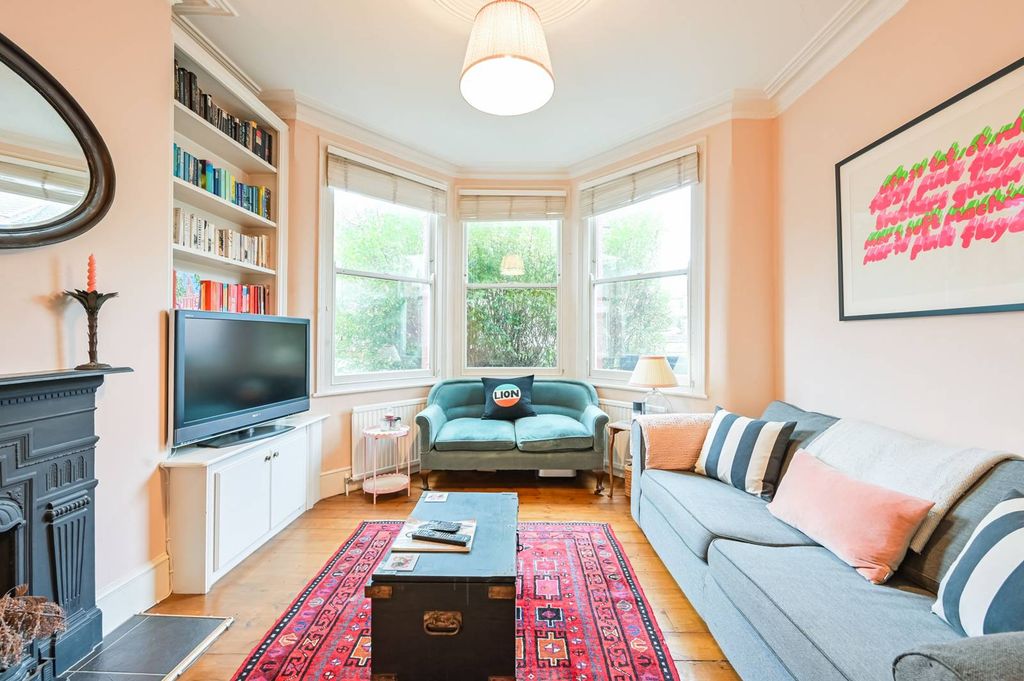 Property photo 2 of 14