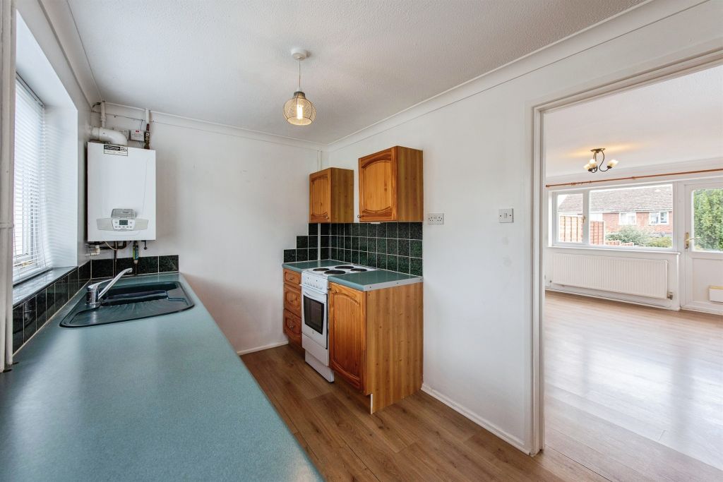 Property photo 2 of 17