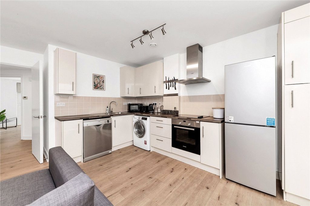 Property photo 3 of 9 Picture No. 07