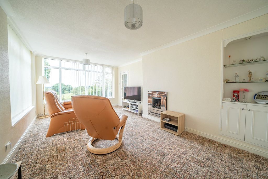 Property photo 2 of 21 Picture No. 07