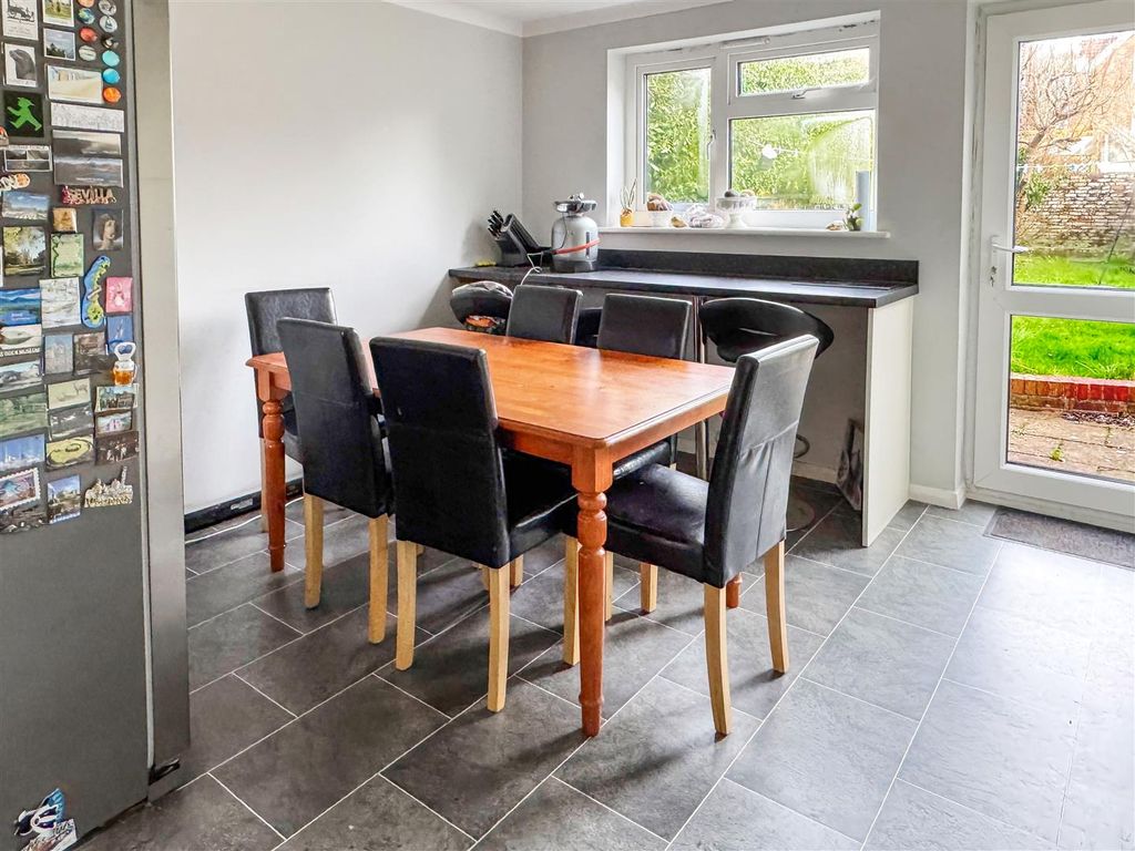 Additional image 8 of 5 bed semi-detached house for saleBeach Road, Littlehampton BN17