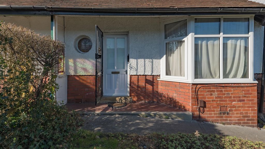 Property photo 3 of 16 d8Bc34Cb053dc1Ac3493