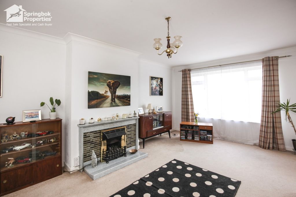 Property photo 3 of 23 Image 2