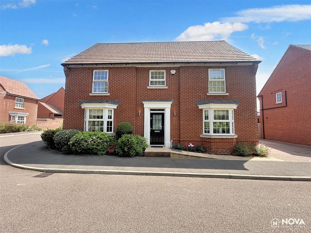 Property photo 1 of 35 556.Jpg