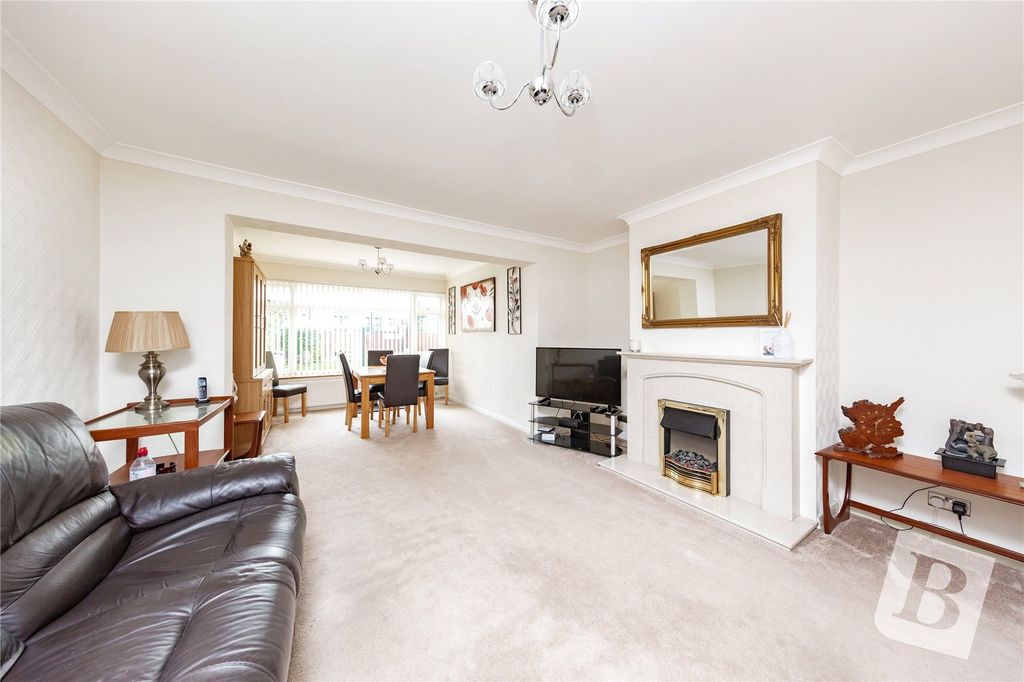 Property photo 1 of 14 Living/Dining Area