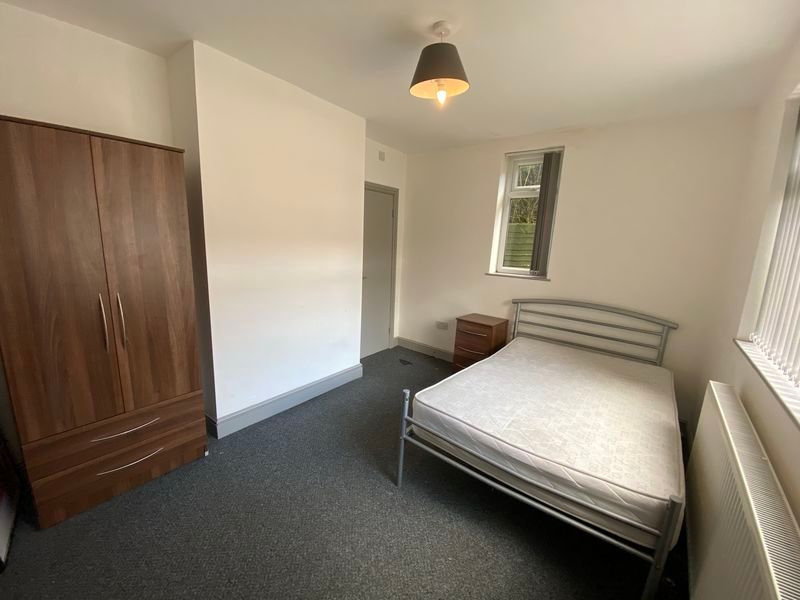 Property photo 2 of 7 Photo 7