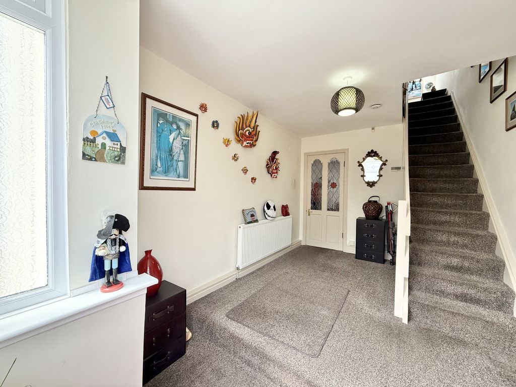 Property photo 2 of 21 Img_7961