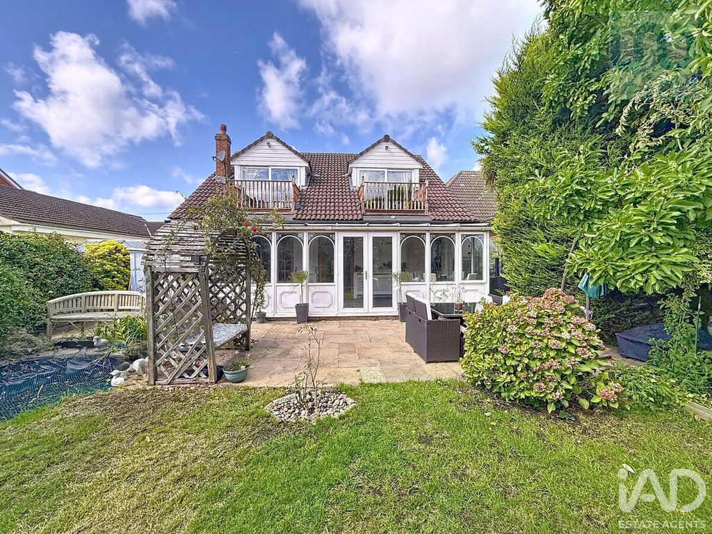 Property photo 1 of 38