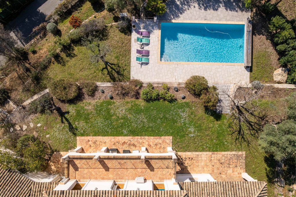 Property photo 2 of 17 Photo_A0306136370c26265B632137523d0599