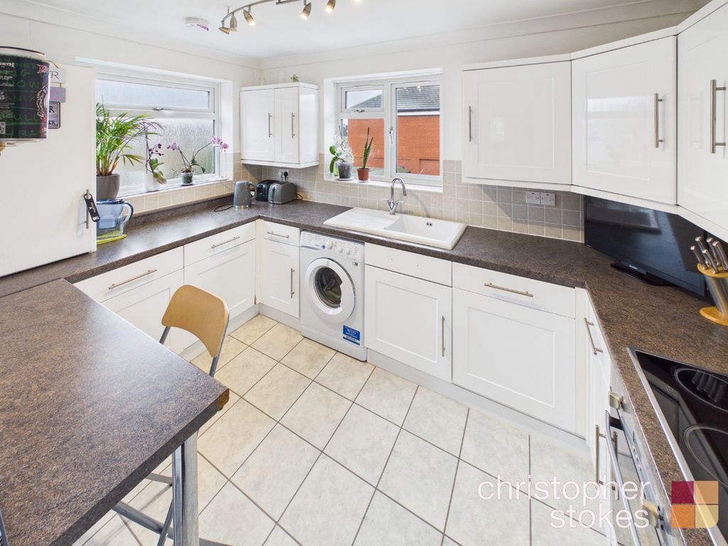 Property photo 3 of 10 4929503