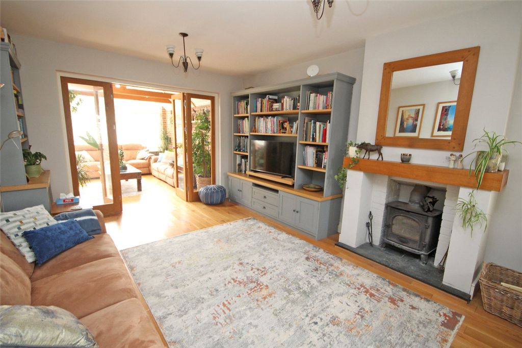 Property photo 3 of 22 Picture No. 20