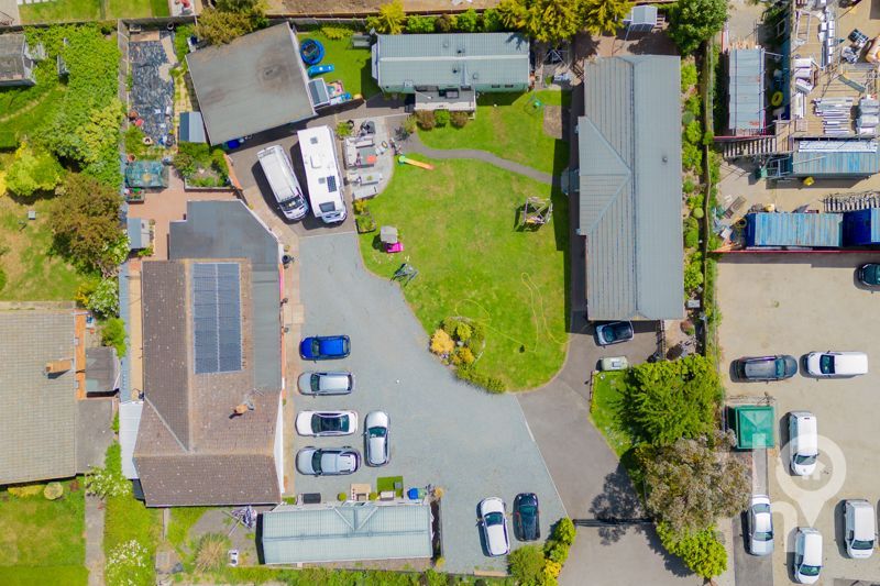 Property photo 3 of 18 Photo 17